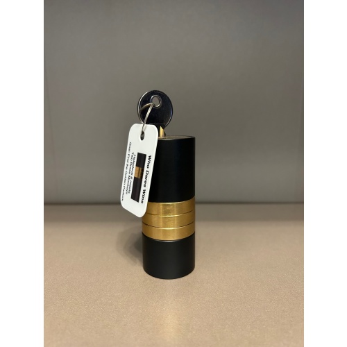 2BM / Shane Hales - Who Dares Wins (Haleslock 6)