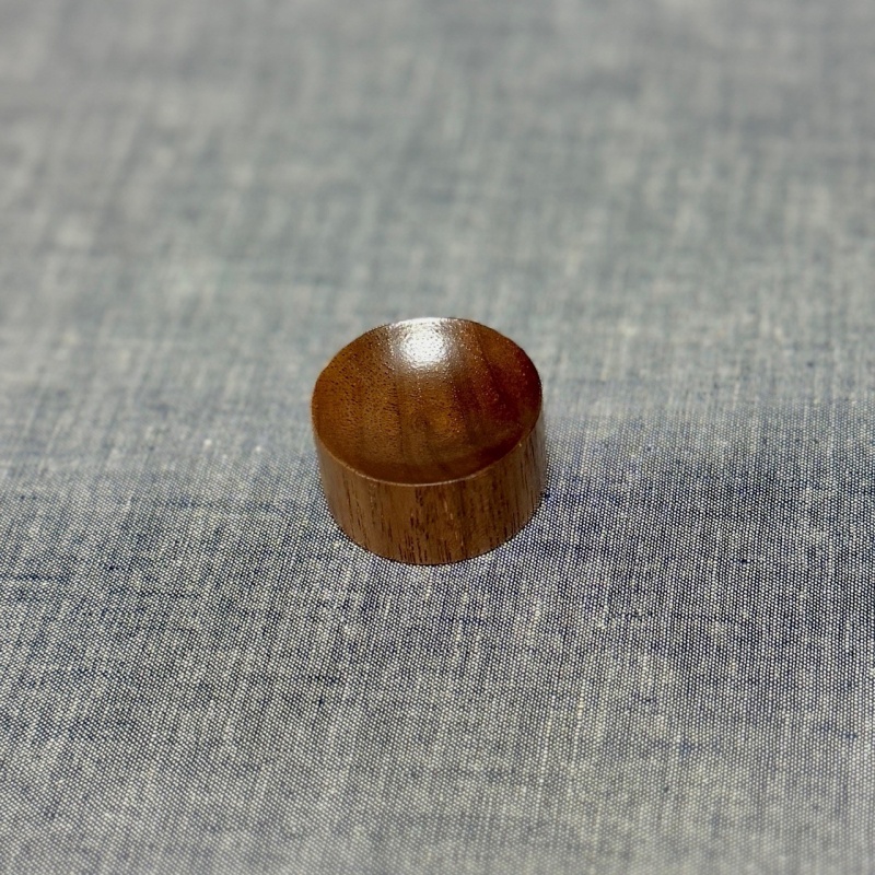 Egg (2 Compartments) by Akio Kamei