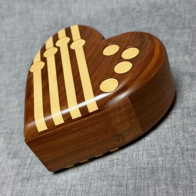 Heart to Heart (P-16) by Akio Kamei