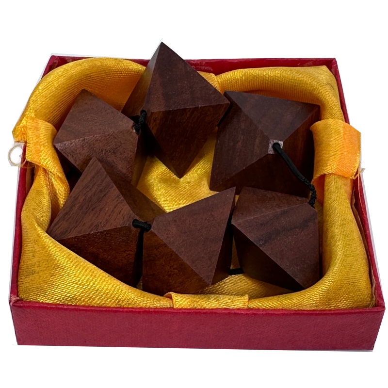 Betty’s Baffling Bracelet IPP27 puzzle