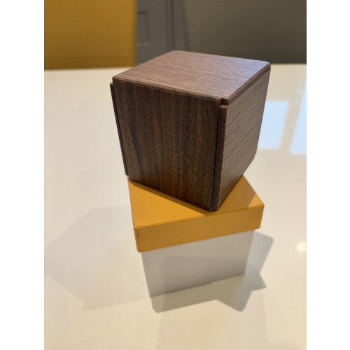 Karakuri Christmas gift 2025