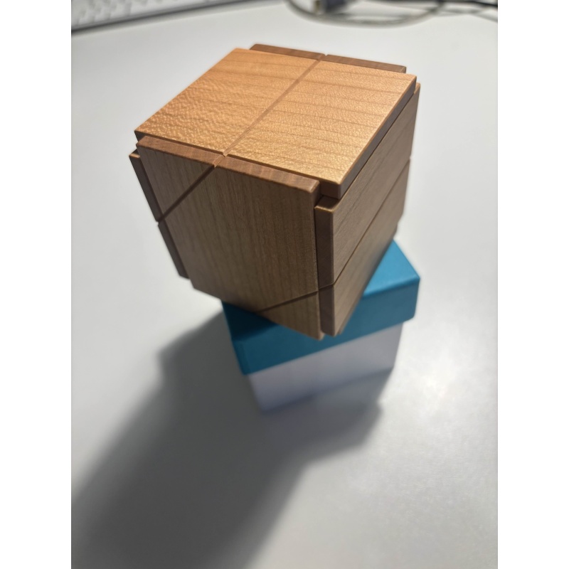 Karakuri Christmas gift 2025