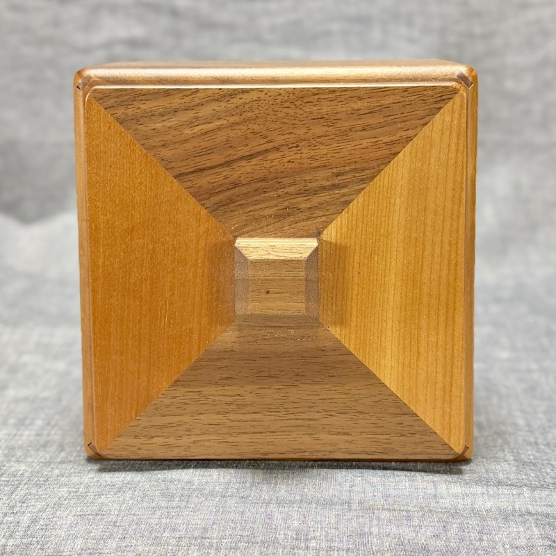Top Box (Part 1) (M-5-1) by Akio Kamei KCG