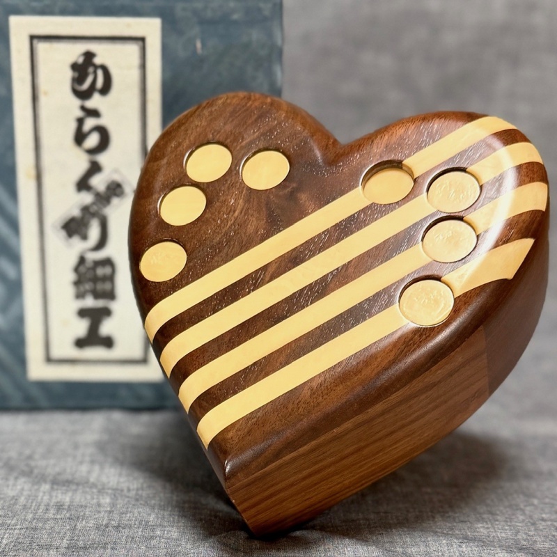 Heart to Heart (P-16) by Akio Kamei