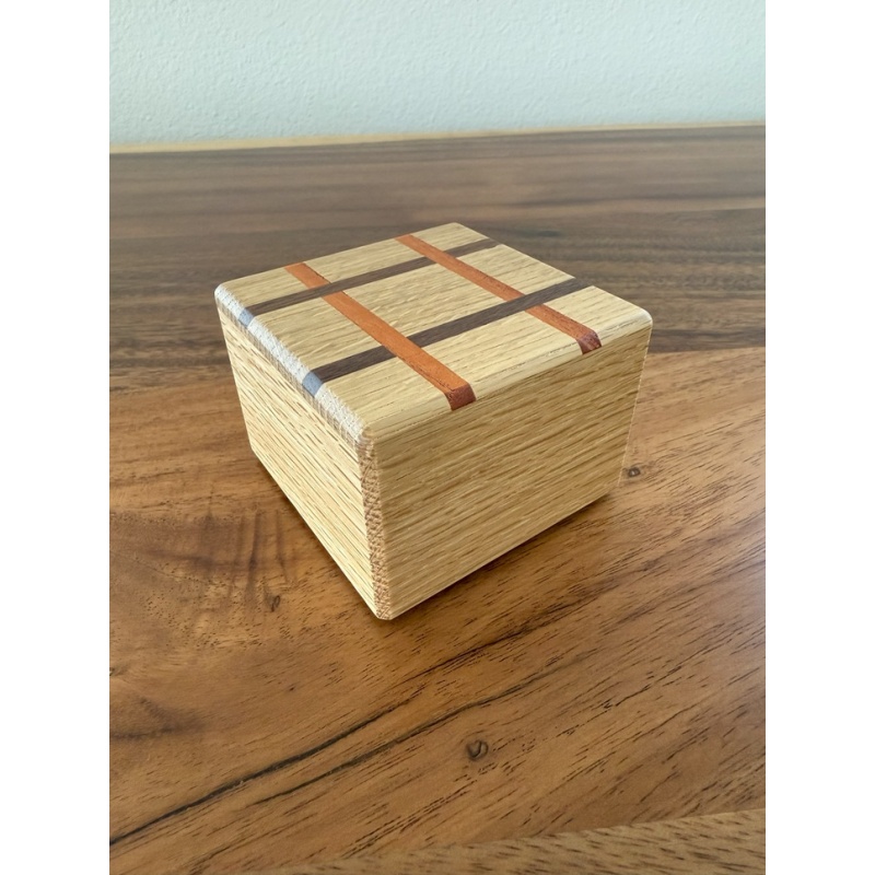 Cosmo Box - Karakuri