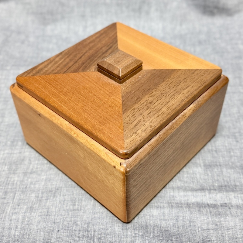 Top Box (Part 1) (M-5-1) by Akio Kamei KCG