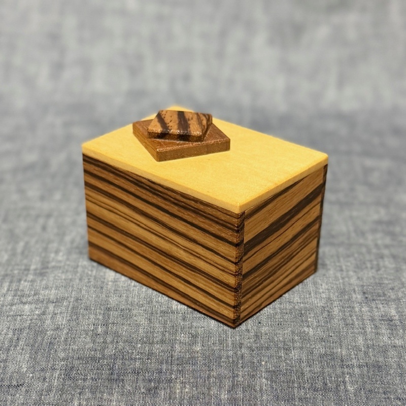 Karakuri Marble Cake (KS-4-2) KCG