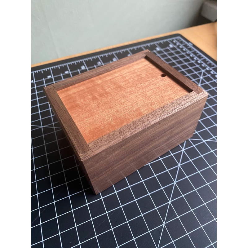 Escalating Puzzle Box by Eric Fuller / Cubic Dissection