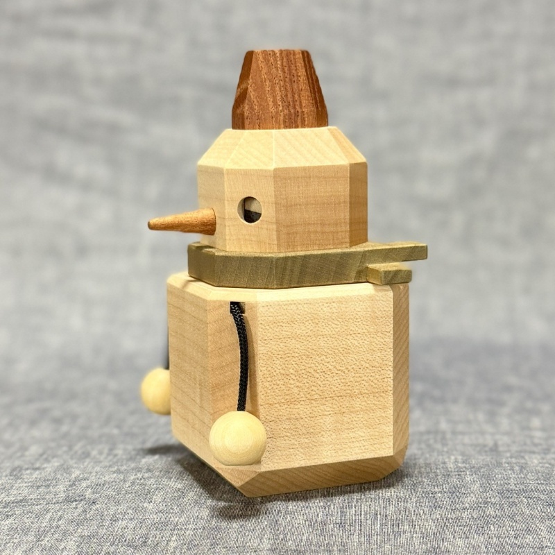 Sleepy Snowman (Z-20) by Yasuaki Kikuchi KCG