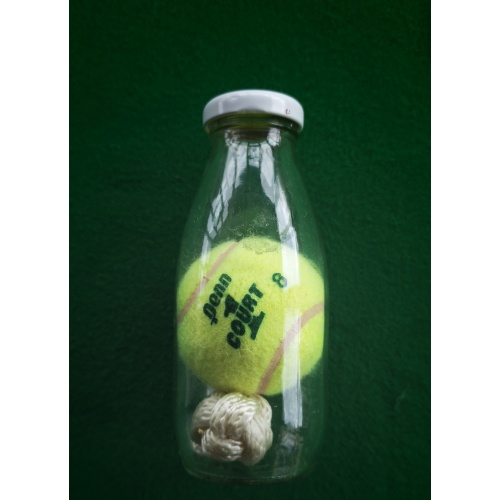 IPP 1994 Harry Eng - tennis ball and knot
