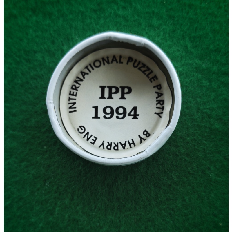 IPP 1994 Harry Eng - tennis ball and knot