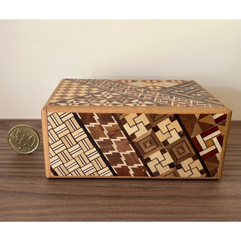 12-step Himitsu-Bako Japanese secret box