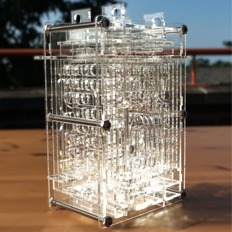 The Glass puzzle box by Benno de Grote