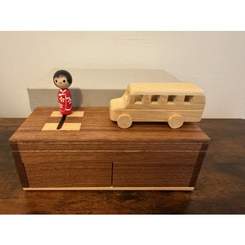 Watch out! by Tatsuo Miyamoto of Karakuri Creation Group