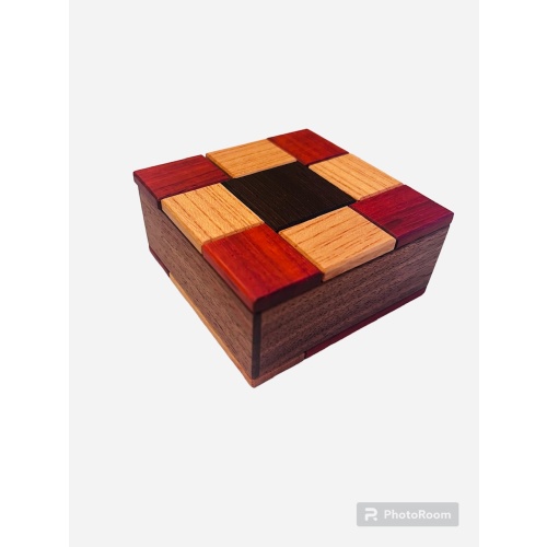 Karakuri Christmas Gift