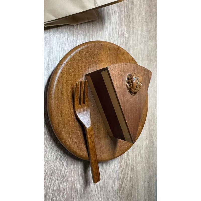 "Cake"(P-13) Karakuri Box Akio Kamei