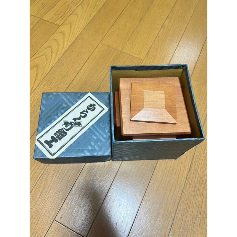 "Tortuous Box"(M-2) Karakuri Box Akio Kamei
