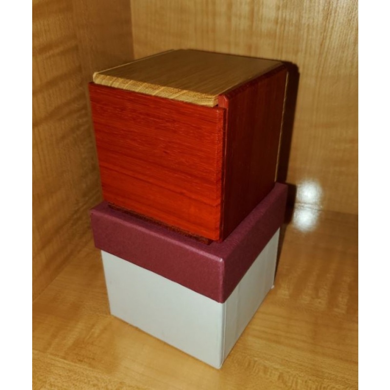 Aquarius Box (small) (RF-66) - Hiroshi Iwahara