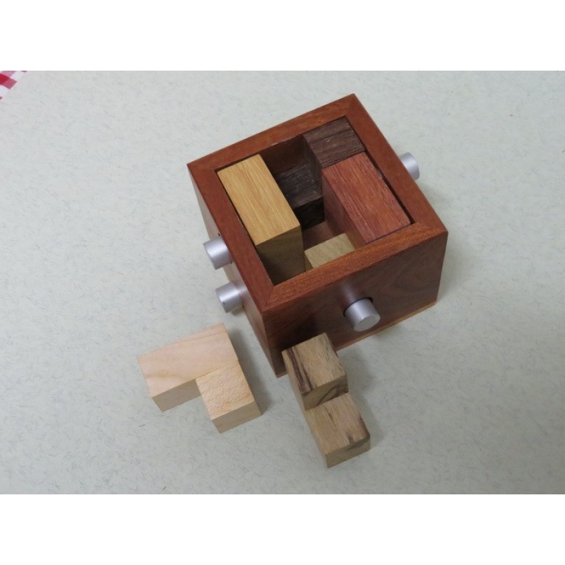 Nail Box, IPP16 exchange puzzle