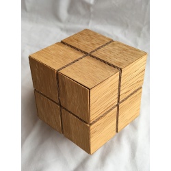 stringwrapped rhombic dodecahedron box