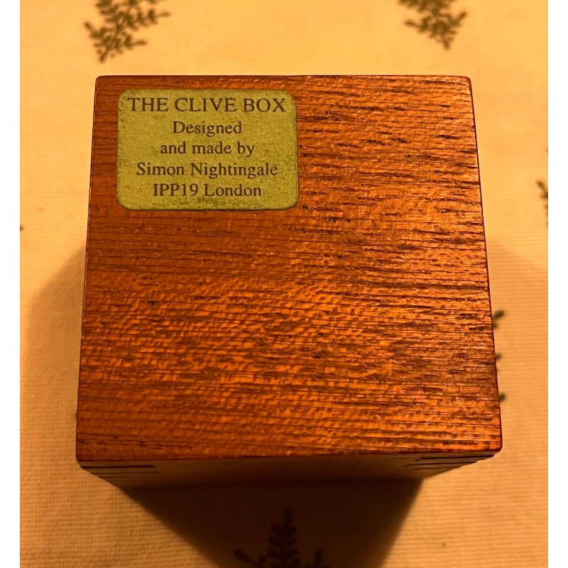 The Clive Box aka One Piece Packing Puzzle