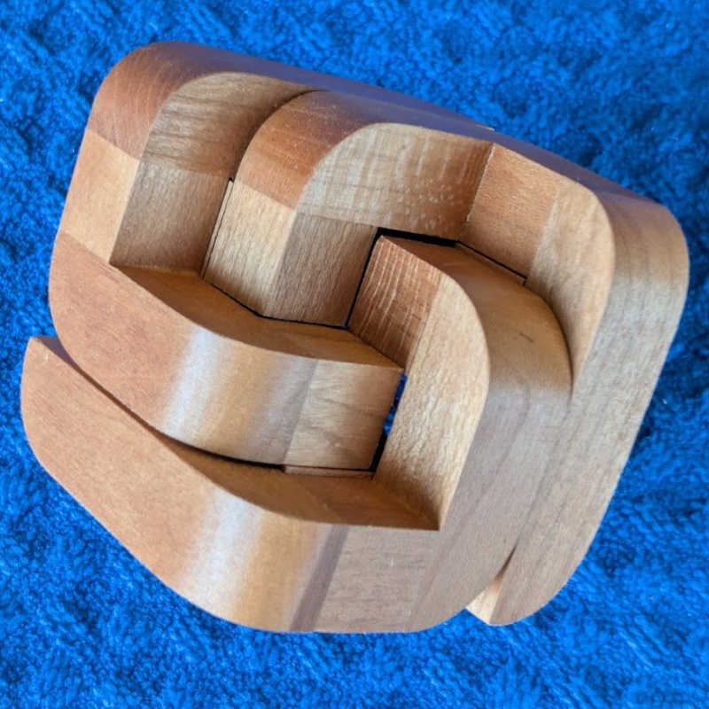 Karin’s Rose Burr (IPP23) by Karin & Juerg von Kaenel