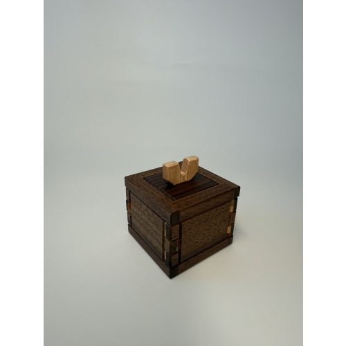 Let's Get Dressed - Sugimoto