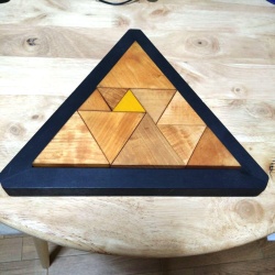 ”Triangle” by Nob Yoshigahara/Manufactured by Hikimi