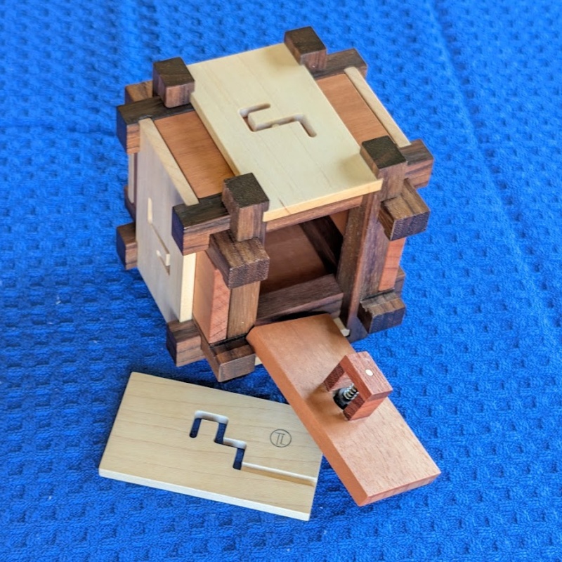 Maze Burr (2006) by Kagen Schaefer / Tom Lensch