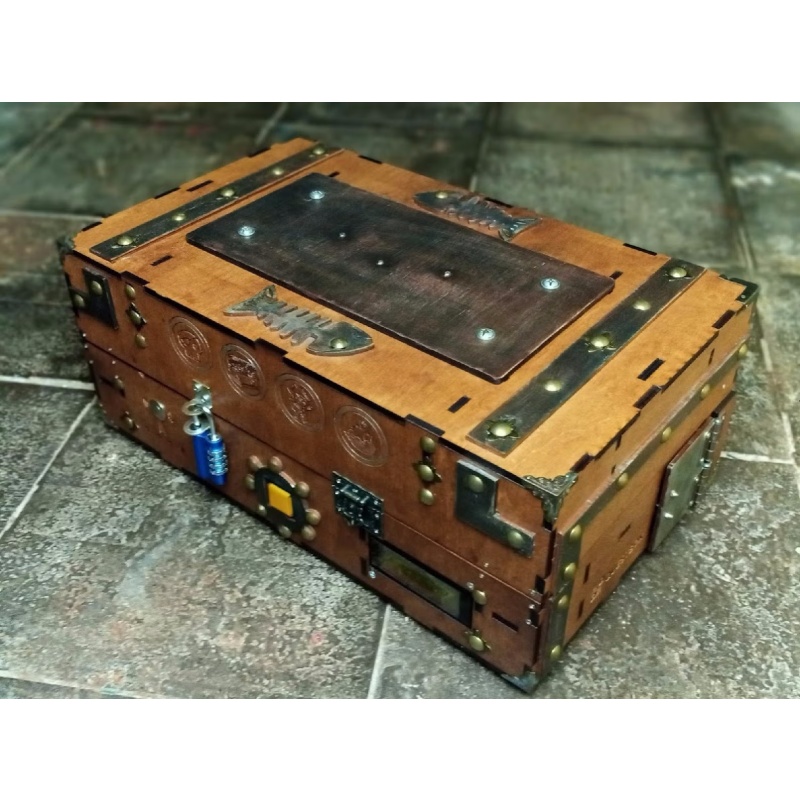 Chris Ramsay's Pirate Yo-ho-ho Escape Room Puzzle Box