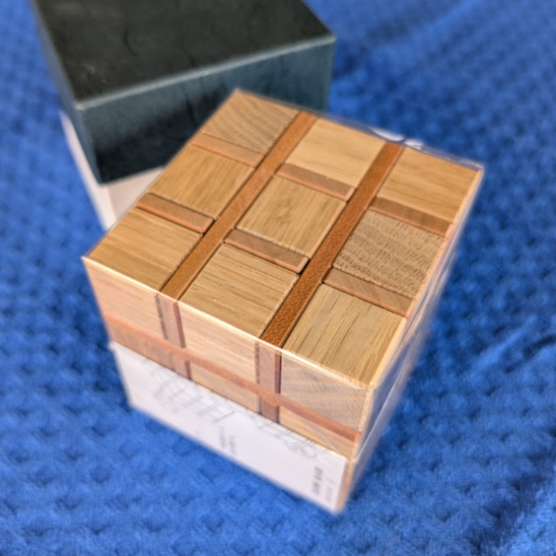 Play 2 Cube Part 2 by Takeyuki Endo