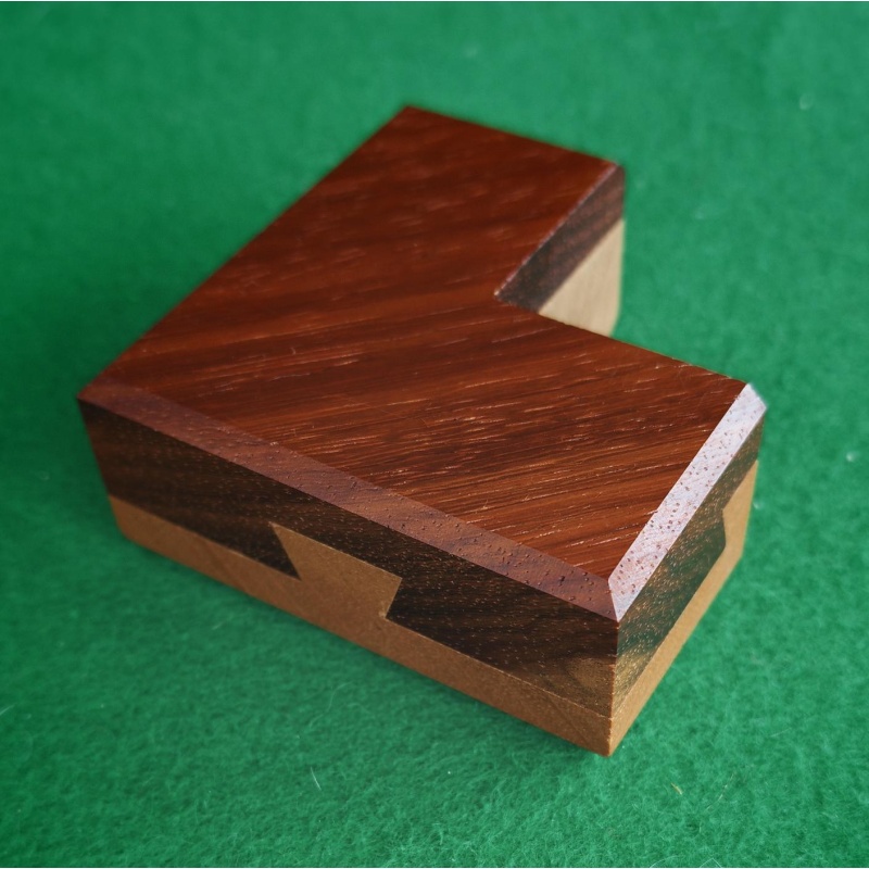 IPP 19 Sandfield's Cutaway Dovetail Puzzle