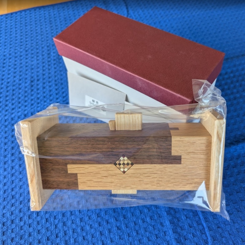 Karakuri Joint RF-75 by Hiroshi Iwahara