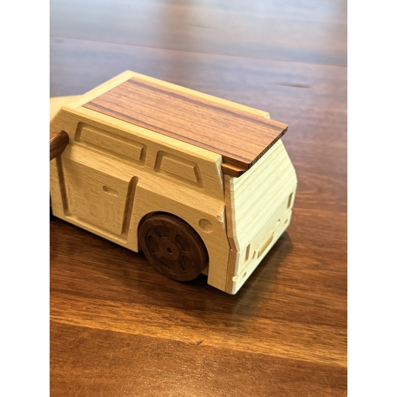 Slammed Car - Junichi Yananose (Juno)