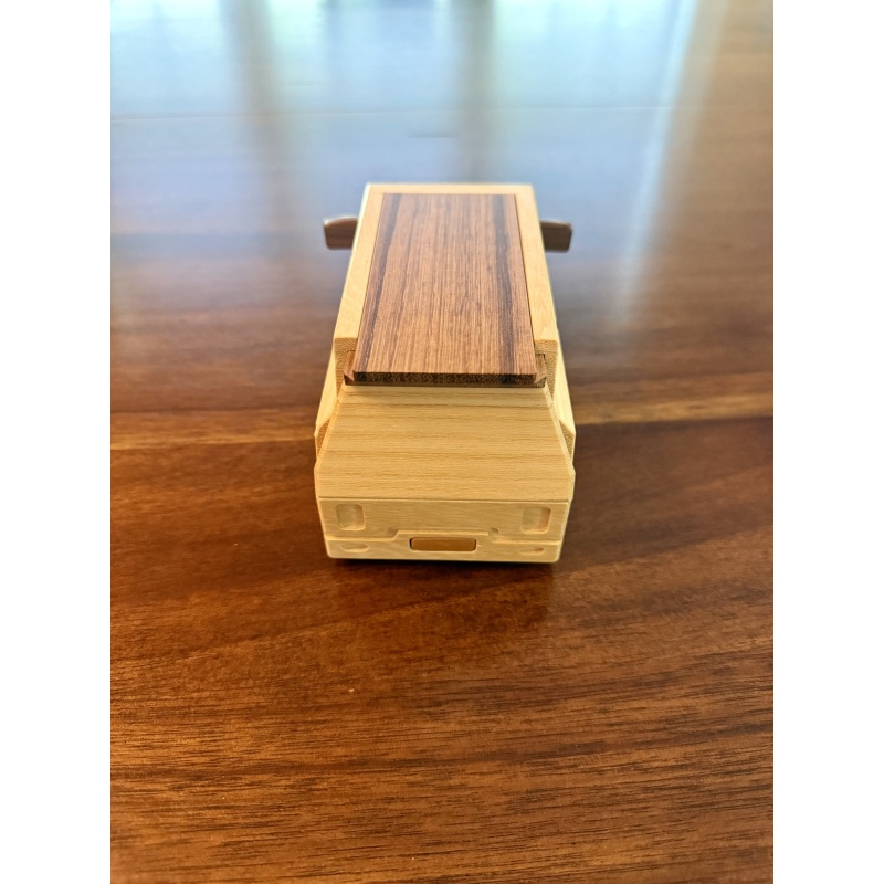 Slammed Car - Junichi Yananose (Juno)