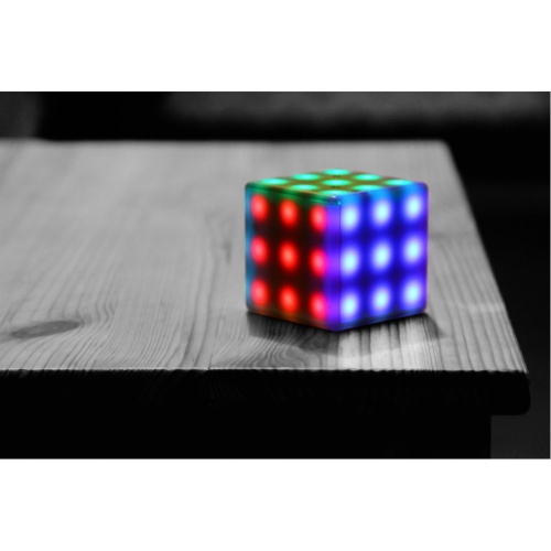 Futuro Cube