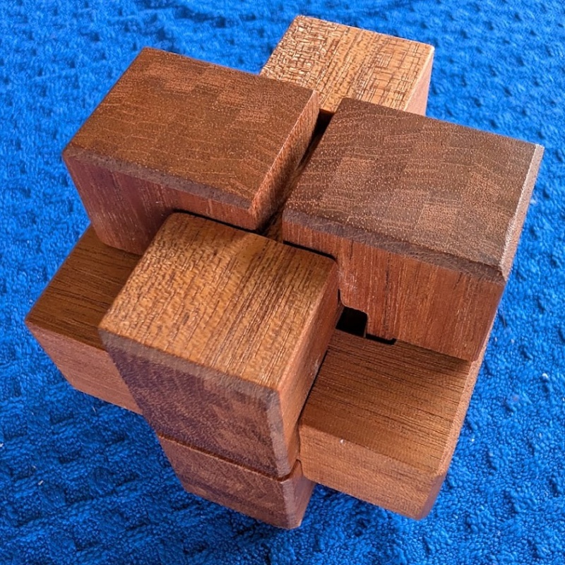 Shift Burr by Oskar van Deventer / Tom Lensch