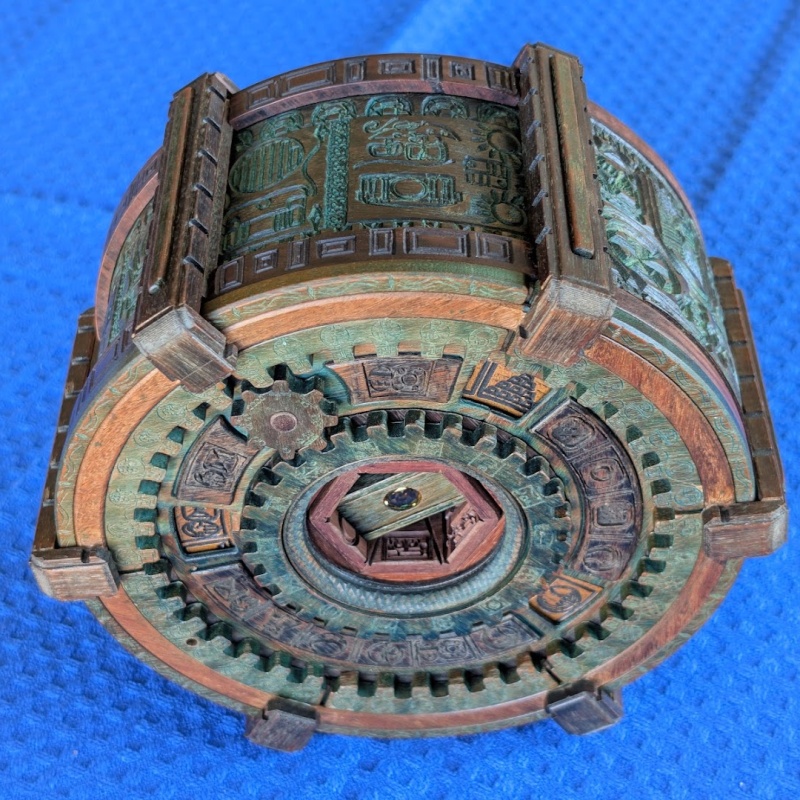 SunDial #40 by Jesse Born / Robert Yarger (Stickman)