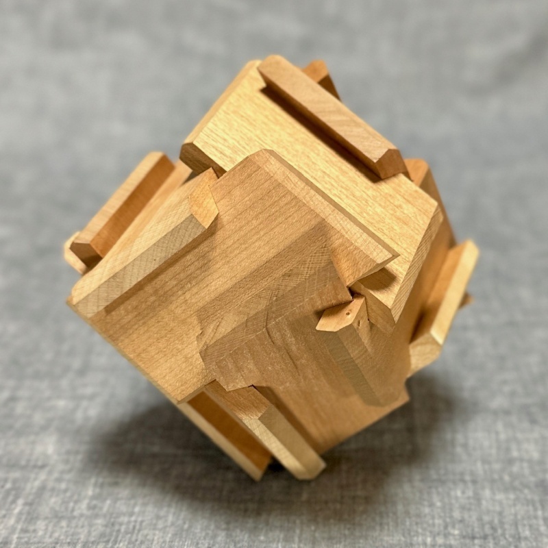 Hollow Burr Box (K-6) by Akio Kamei KCG