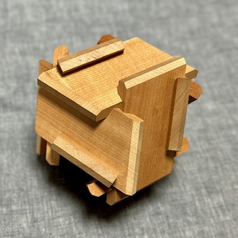 Hollow Burr Box (K-6) by Akio Kamei KCG
