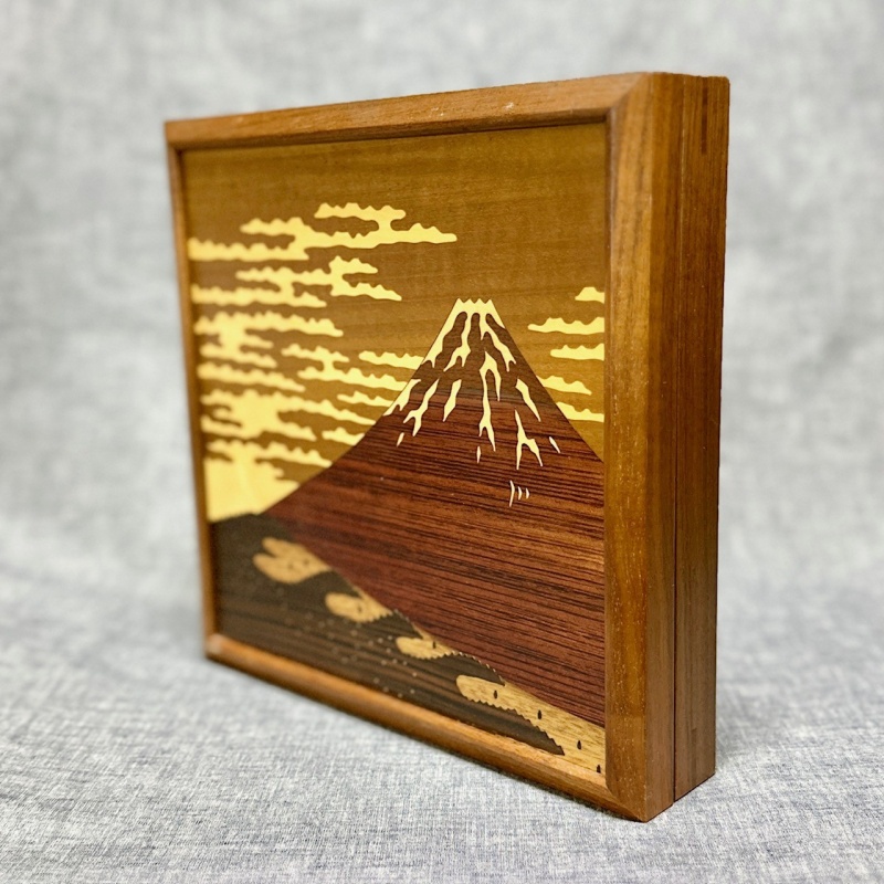 Secret Panel Box Akafuji