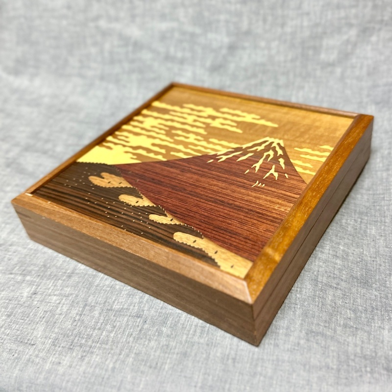 Secret Panel Box Akafuji