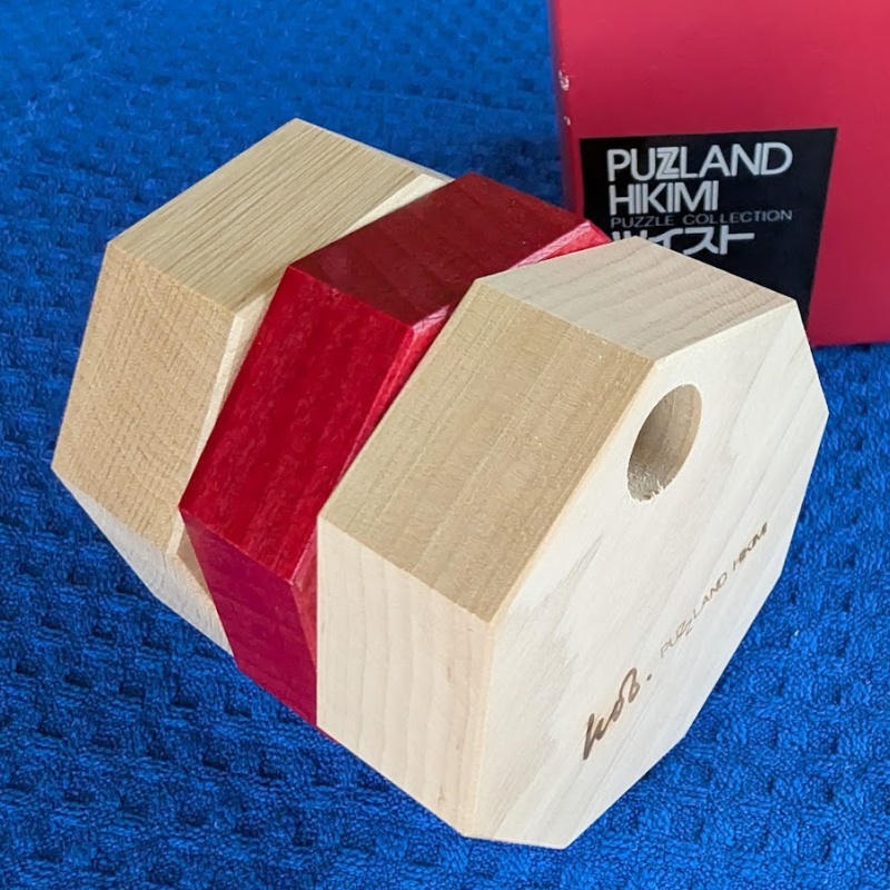 Twist by Nob Yoshigahara / Puzzland Hikimi