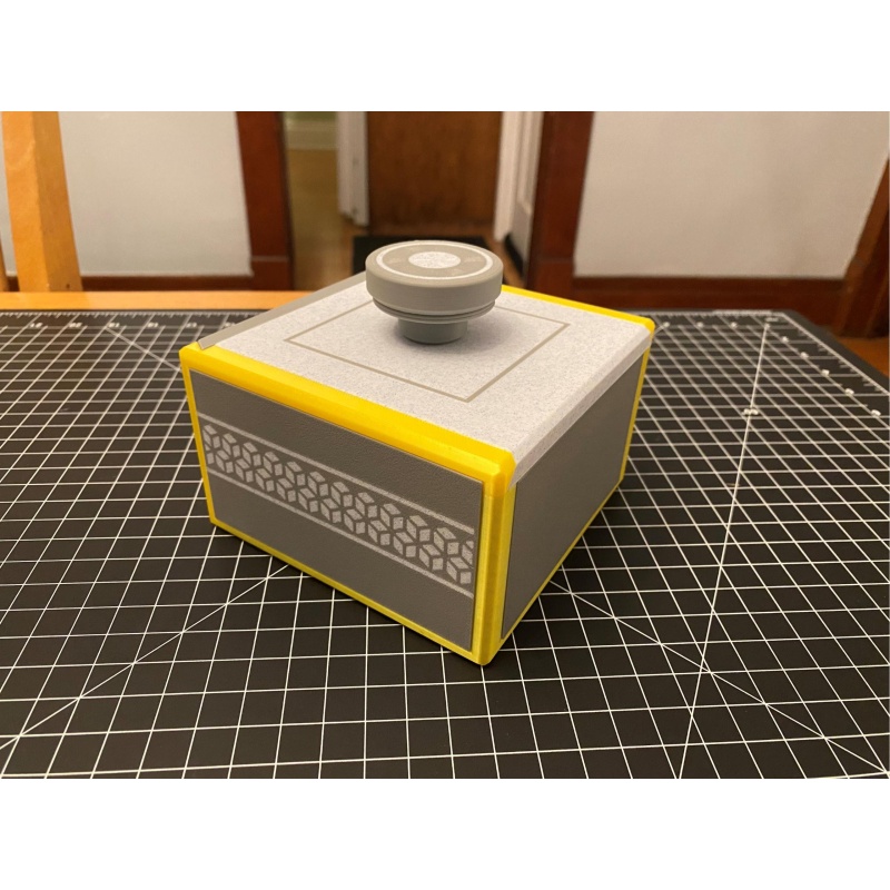 Coast-in Case - Sequential Discovery Puzzle Box - Yellow Silk / Gray / Marble