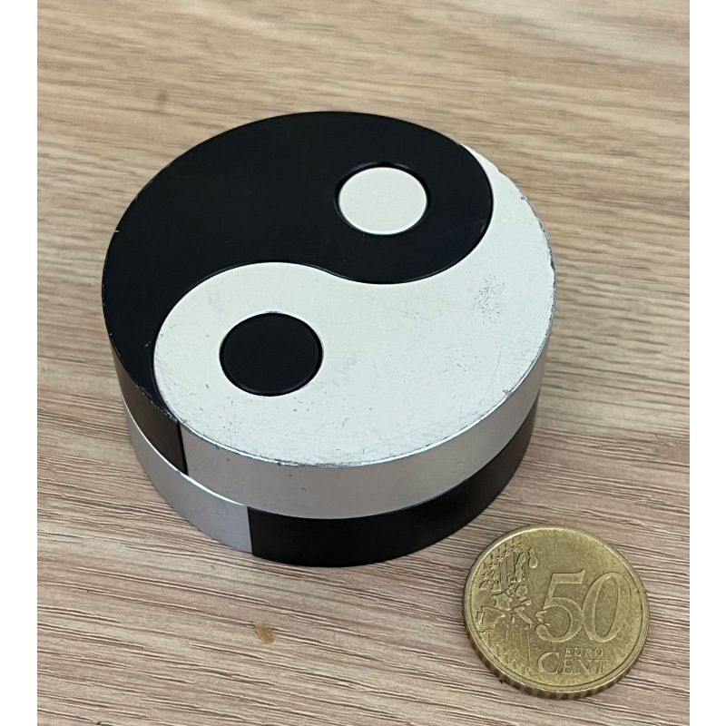 Tai Ji 69 (Yin Yang 69) Strijbos